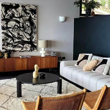 La Maison Sur *
