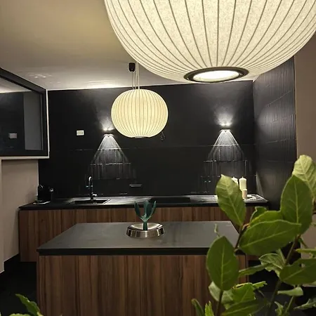 La Maison Sur *