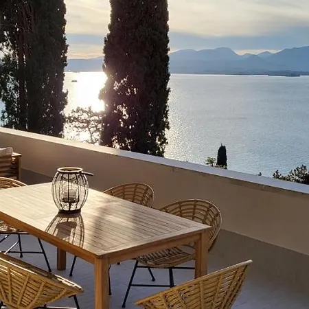 La Maison Sur Вилла Торри-дель-Бенако